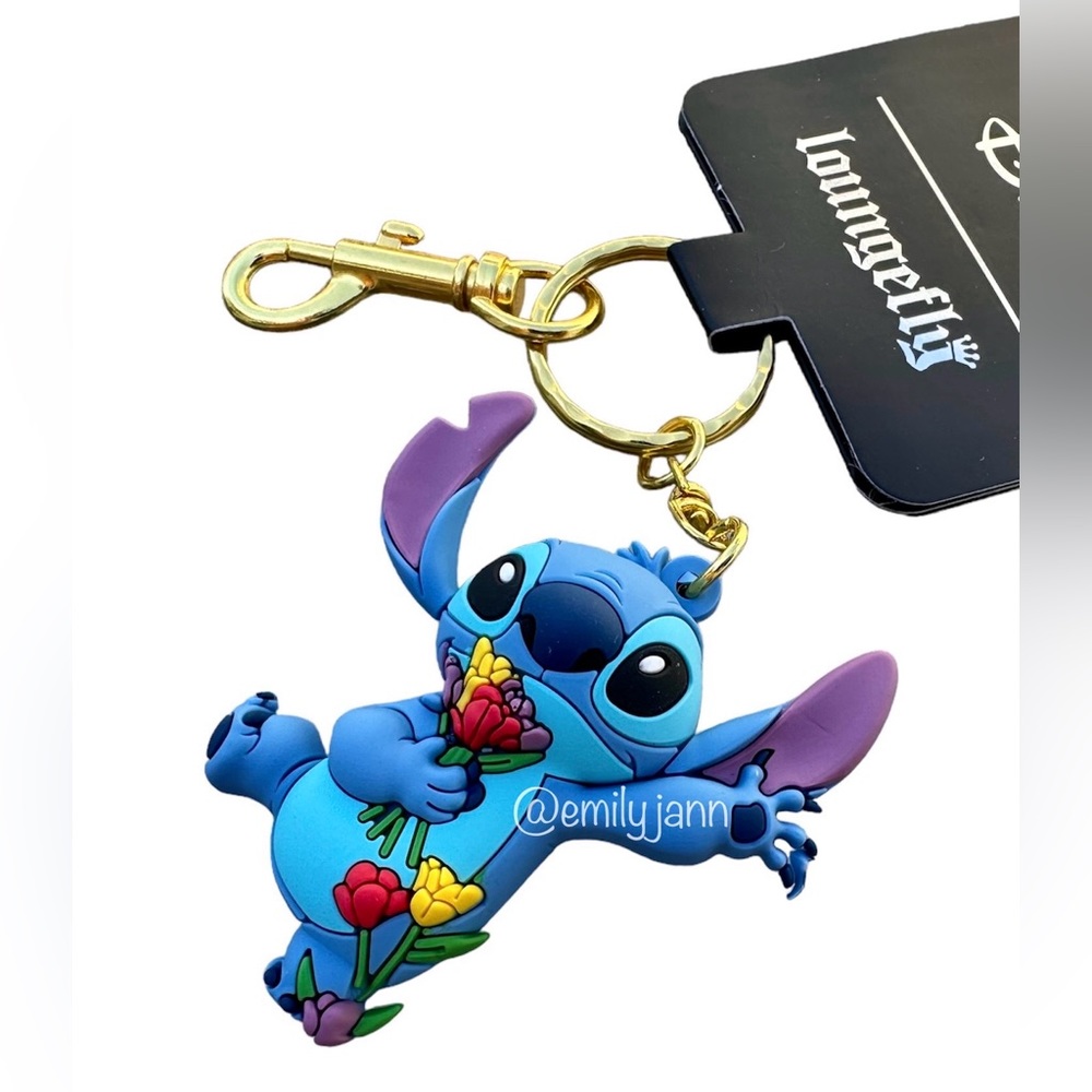 Stitch💙Keychains Bundle - Picture 8 of 9